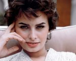 Sophia Loren compie 88 anni: stasera su Rai1 l'omaggio con il documentario Sophia!