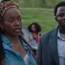 Il Bunker: Erika Alexander e Derek Luke in una scena del film