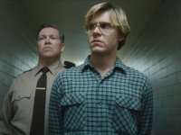 Dahmer - Mostro: La storia di Jeffrey Dahmer, le famiglie delle vittime contro la serie: 'Ci traumatizza'