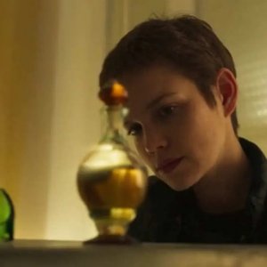 Il profumiere: una sequenza del film