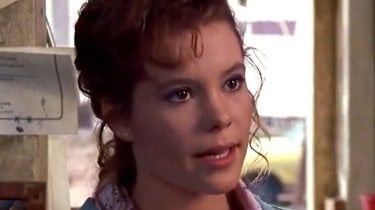 Robyn Lively 6