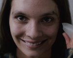 Smile: il terrificante final trailer del film horror con Sosie Bacon