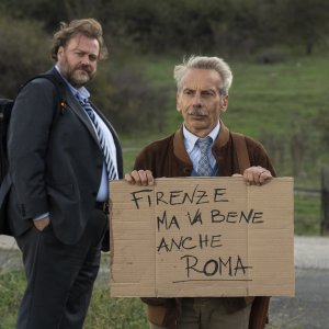 Tutti a bordo: Stefano Fresi, Giovanni Storti in una scena del film