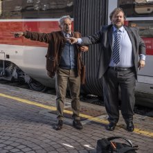 Tutti a bordo: Stefano Fresi, Giovanni Storti in una foto del film