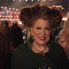 Hocus Pocus 2: Bette Midler, Sarah Jessica Parker, Kathy Najimy in un'immagine