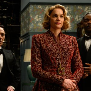 Omicidio nel West End: Reece Shearsmith, Ruth Wilson, David Oyelowo in una scena del film