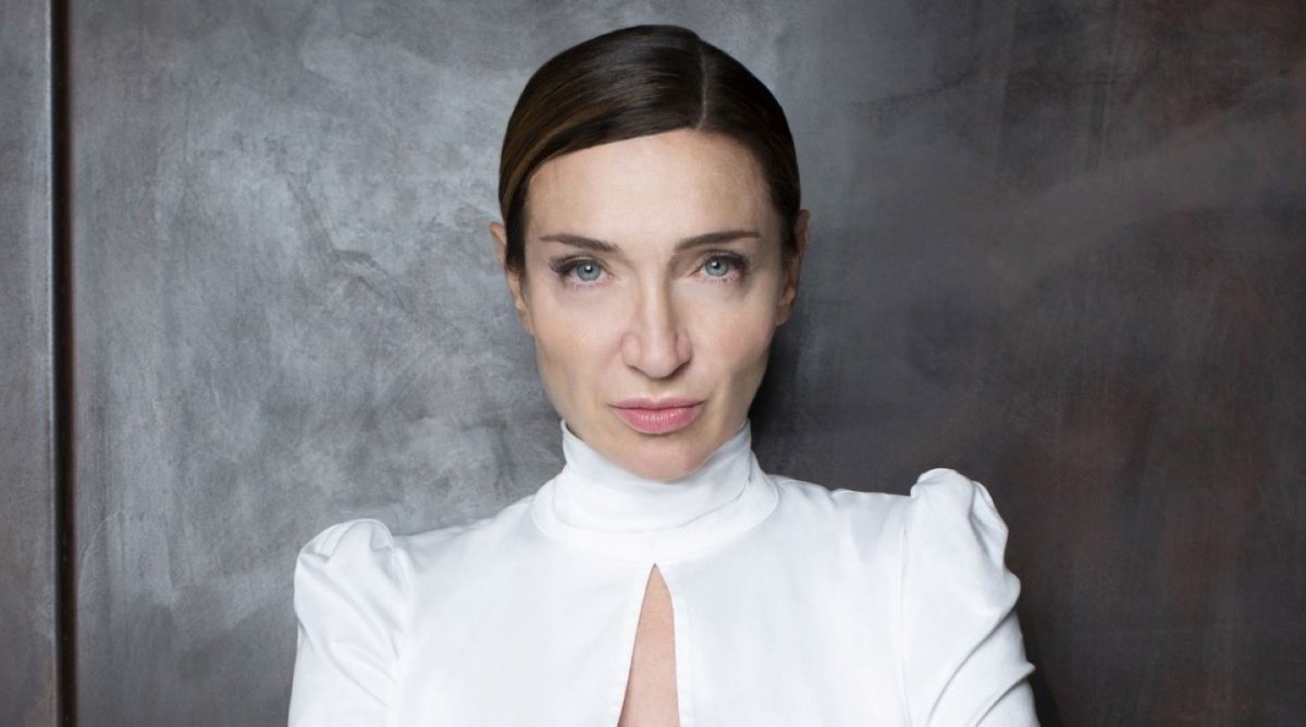 Come Si Chiama L'assistente Di Elisabetta Franchi