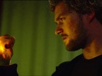 Iron Fist, Finn Jones vuole tornare nel MCU: 'Dateci la serie di Eroi in vendita'