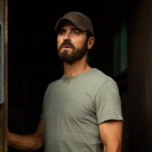 The Mosquito Coast: Justin Theroux in una foto della seconda stagione