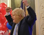 This England: clip in esclusiva della serie Sky Original che racconta ascesa e declino di Boris Johnson