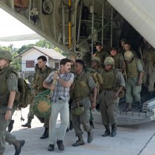 Una birra al fronte: Zac Efron in una foto