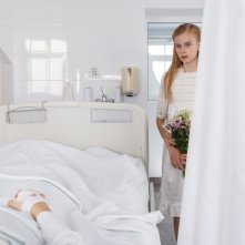 Hatching - La forma del male: Siiri Solalinna durante una scena del film