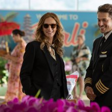 Ticket to Paradise: Julia Roberts in una scena