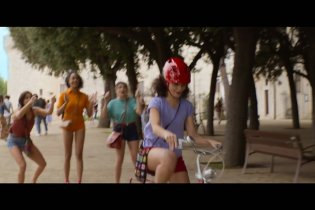 Per Lanciarsi Dalle Stelle - Clip (4)