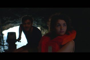 Per Lanciarsi Dalle Stelle - Clip (5)