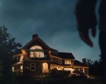 The Watcher: la storia intorno alla casa ha terrorizzato anche i vicini e gli abitanti locali