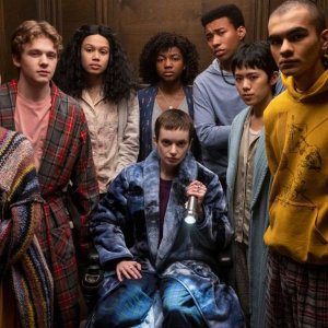 The Midnight Club: il giovane cast al completo
