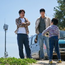 Le buone stelle - Broker: Song Kang-ho, Dong-won Gang in una scena del film