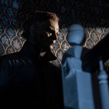 Halloween Ends: James Jude Courtney si nasconde tra le ombre