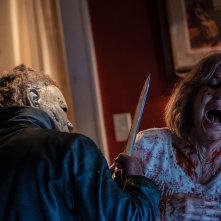 Halloween Ends: James Jude Courtney in una scena d'azione