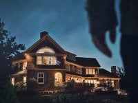 The Watcher, la recensione del primo episodio: l'incubo targato Ryan Murphy ritorna