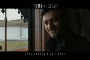 L'uomo sulla strada - Trailer