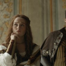 Rosaline: Kaitlyn Dever, Sean Teale in un'immagine