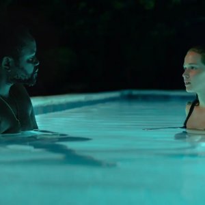 Causeway: Jennifer Lawrence, Brian Tyree Henry in una scena del film