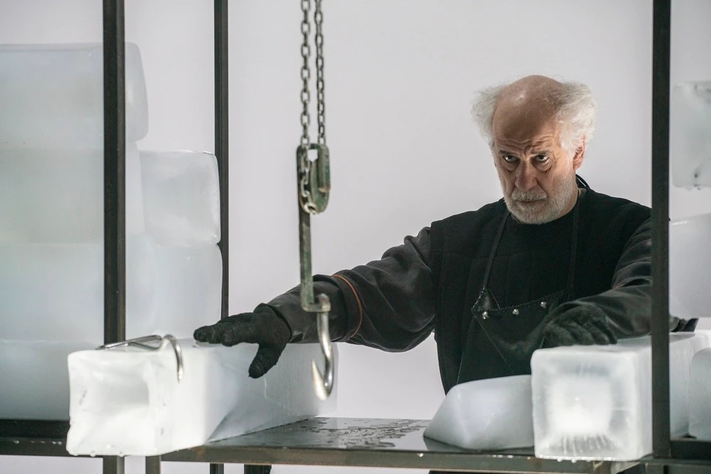 La divina cometa: Toni Servillo e Francesco De Gregori nel trailer del film di Mimmo Paladino