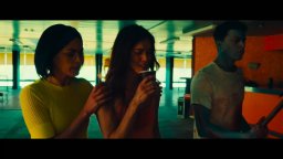 Cut - Zombi Contro Zombi - Clip - Qui Facevano Esperimenti Umani