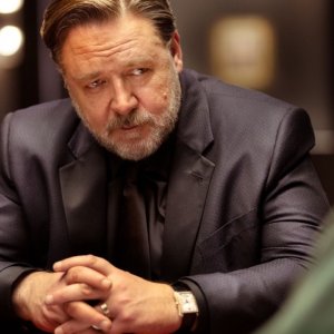 Poker Face: Russell Crowe in una scena del film