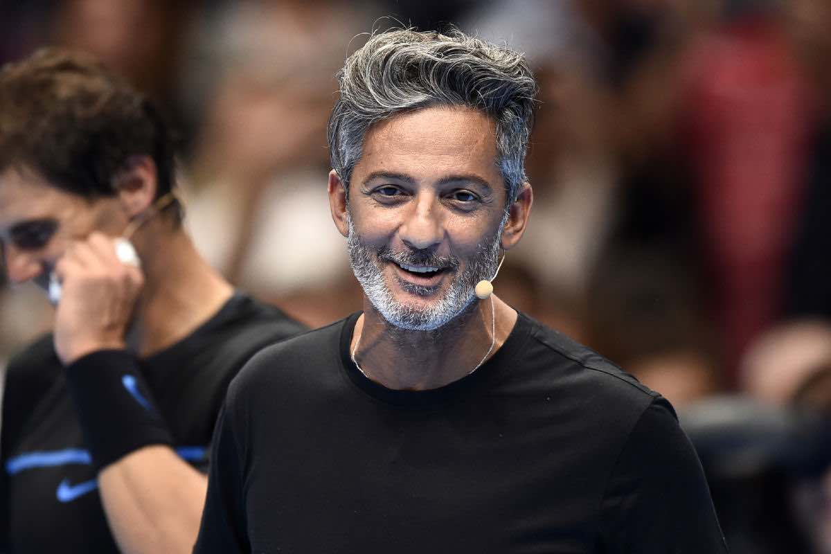 Fiorello rai rubrica frivola sanremo raiplay amadeus operaio intossicato circuito fuoco