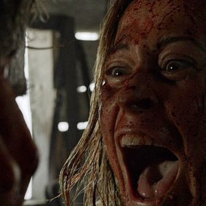 Wolf Hunter: Camille Sullivan in una scena del film