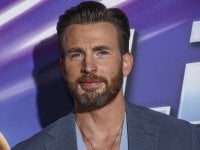 Chris Evans condivide la prima foto dal set di Red One