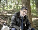 Three Pines: Alfred Molina indaga su un caso di omicidio nel teaser trailer