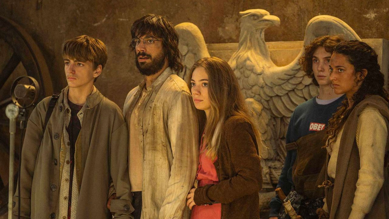 I viaggiatori: il trailer del film di Ludovico Di Martino che ci porta nella Roma fascista di Benito Mussolini