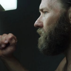 The Stranger: una sequenza del film