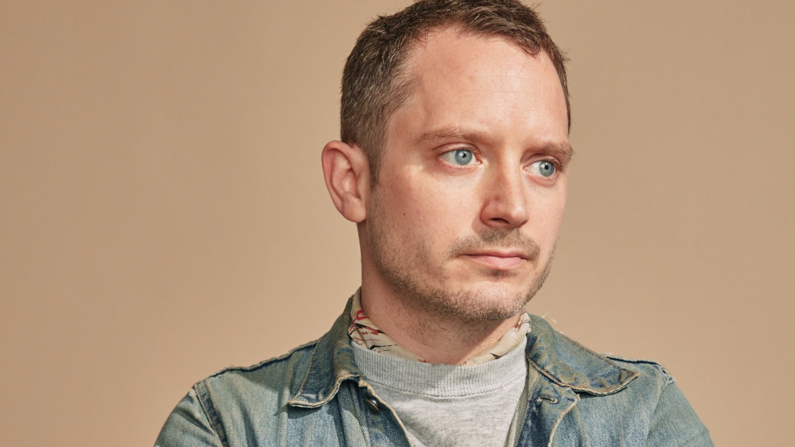 Elijah Wood protagonista del film Bookworm