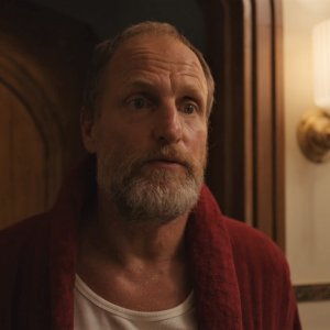 Triangle Of Sadness: Woody Harrelson in una scena del film