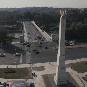 Mussolini ha fatto anche cose buone? Propaganda di ieri e fake news di oggi: una scena