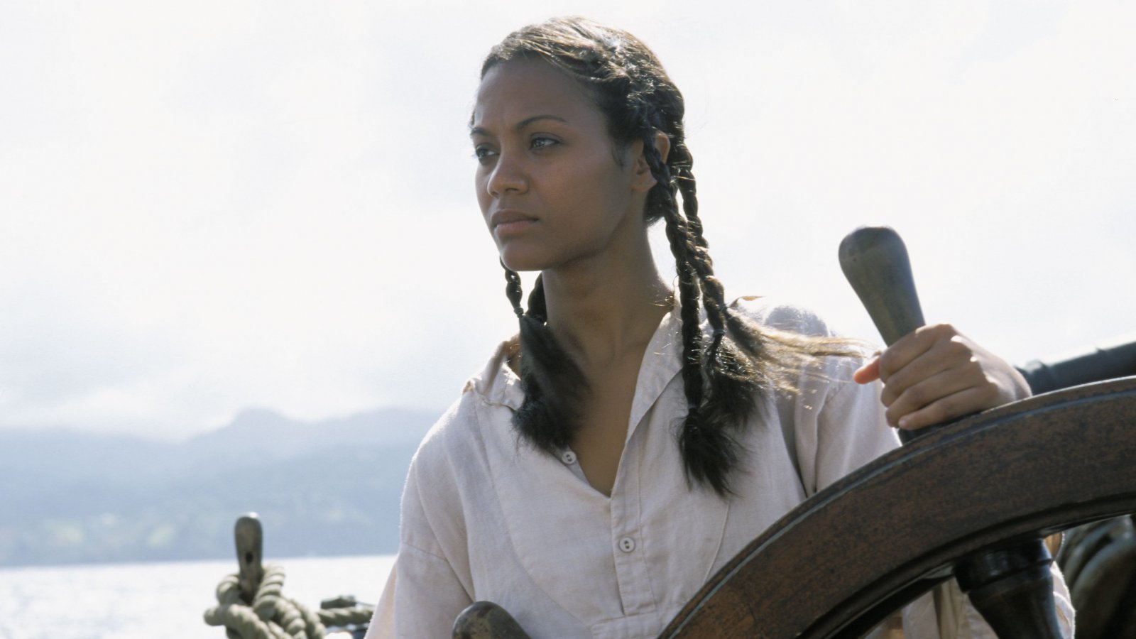 Pirati dei Caraibi, Zoe Saldana: 'Jerry Bruckheimer si è scusato per la mia orribile esperienza sul set'