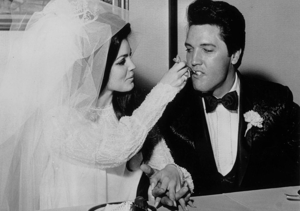 Elvis and Me: Jacob Elordi e Cailee Spaeny sono Elvis e Priscilla Presley sul set di Sofia Coppola (FOTO)