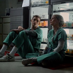 The Good Nurse: Jessica Chastain e Eddie Redmayne in una scena