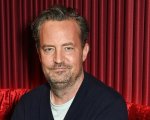Matthew Perry chiede scusa per le frasi su Keanu Reeves: 'Avrei dovuto usare il mio nome'