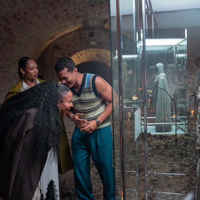 Gli anelli del potere: Ismael Cruz Cordova, Sophia Nomvete e Cynthia Addai-Robinson visitano il padiglione dedicato Lucca 2022