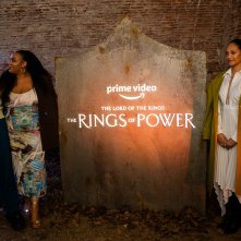 Gli anelli del potere: Ismael Cruz Cordova, Sophia Nomvete e Cynthia Addai-Robinson posano a Lucca 2022