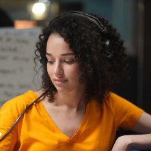 On the Line: Alia Seror-O'Neill in una scena