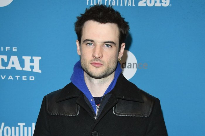 Tom Sturridge reciterà accanto a Haley Bennet nel film Clicquot