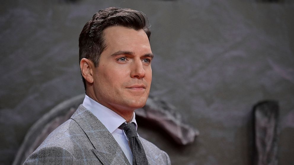 Henry Cavill non è dispiaciuto per aver perso il ruolo di Edward nei film di Twilight