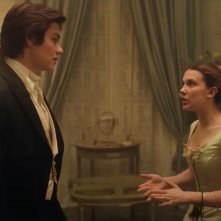 Enola Holmes 2: Millie Bobby Brown in un'immagine del film